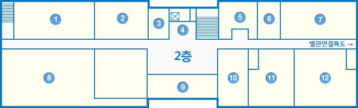 2층 - 도시건축2과, 통신실, 통계자료실, 승강기, 화장실, 법사랑위원실, 도시미관과, 세무과, 건설도로과 문서고, 로비, 소회의실, 사회복지과, 가정복지과 위치