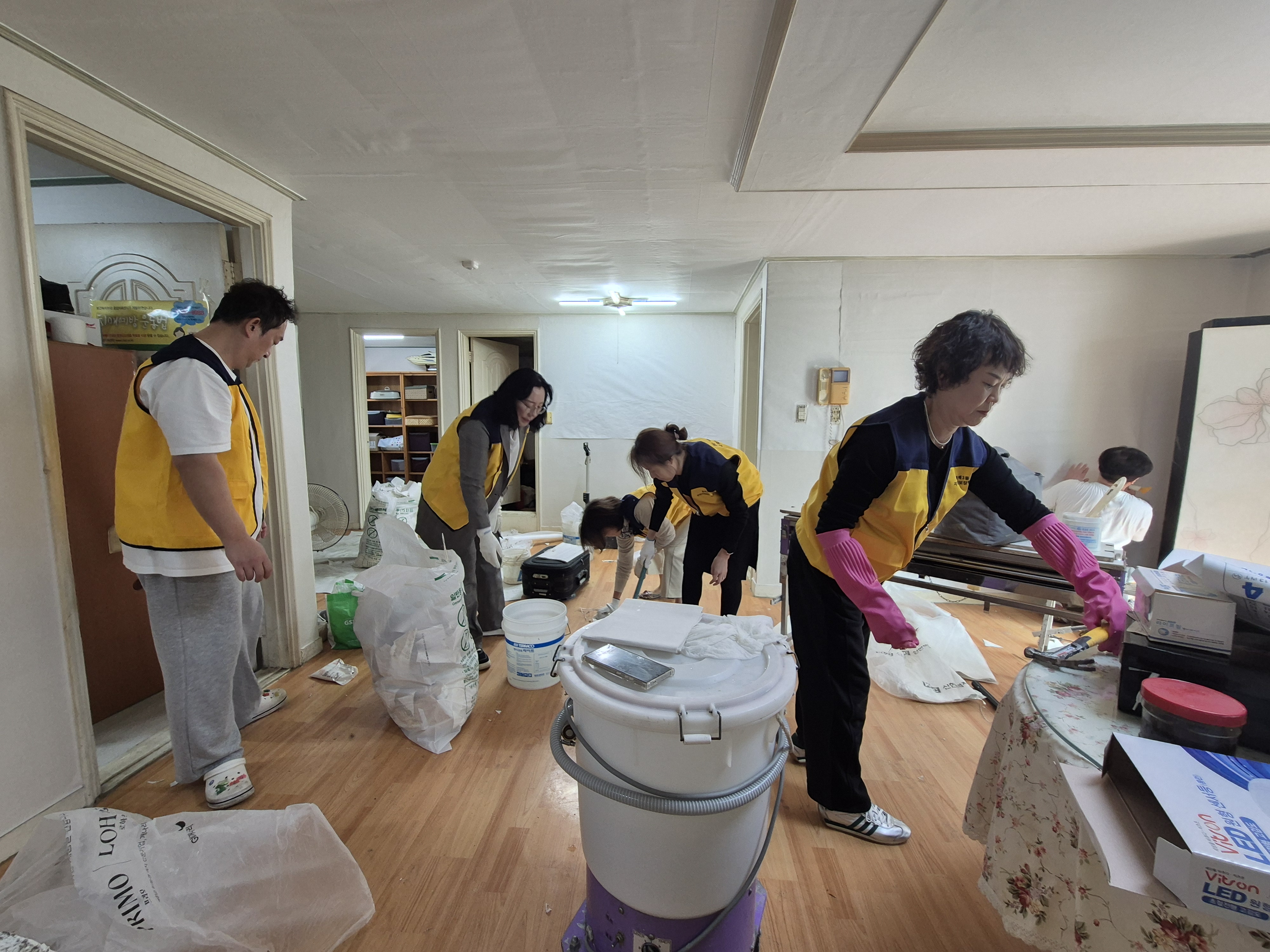 동백3동 지역사회보장협의체, 독거어르신 주거환경 개선 지원