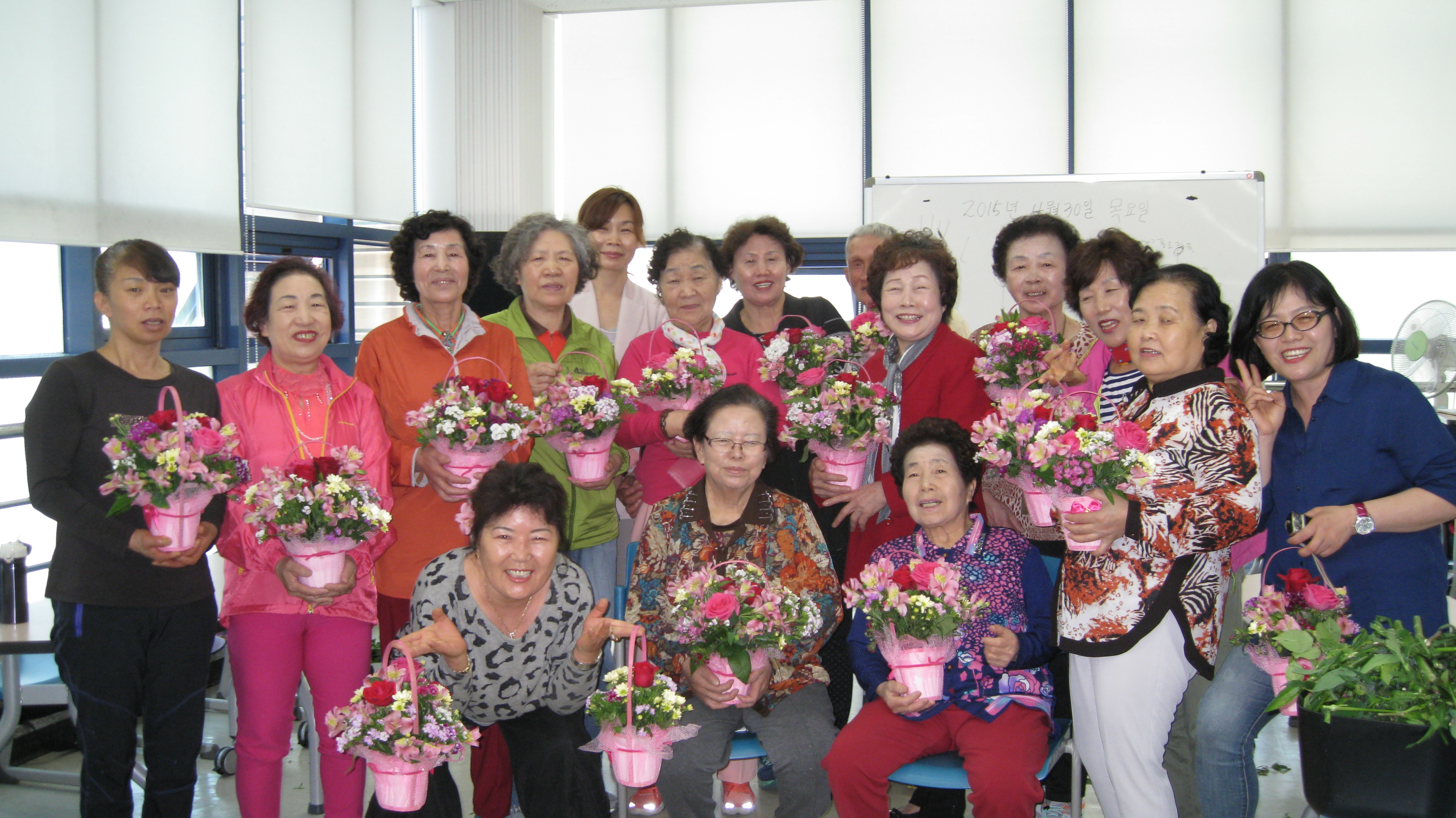 성인문해반 어버이날 사진