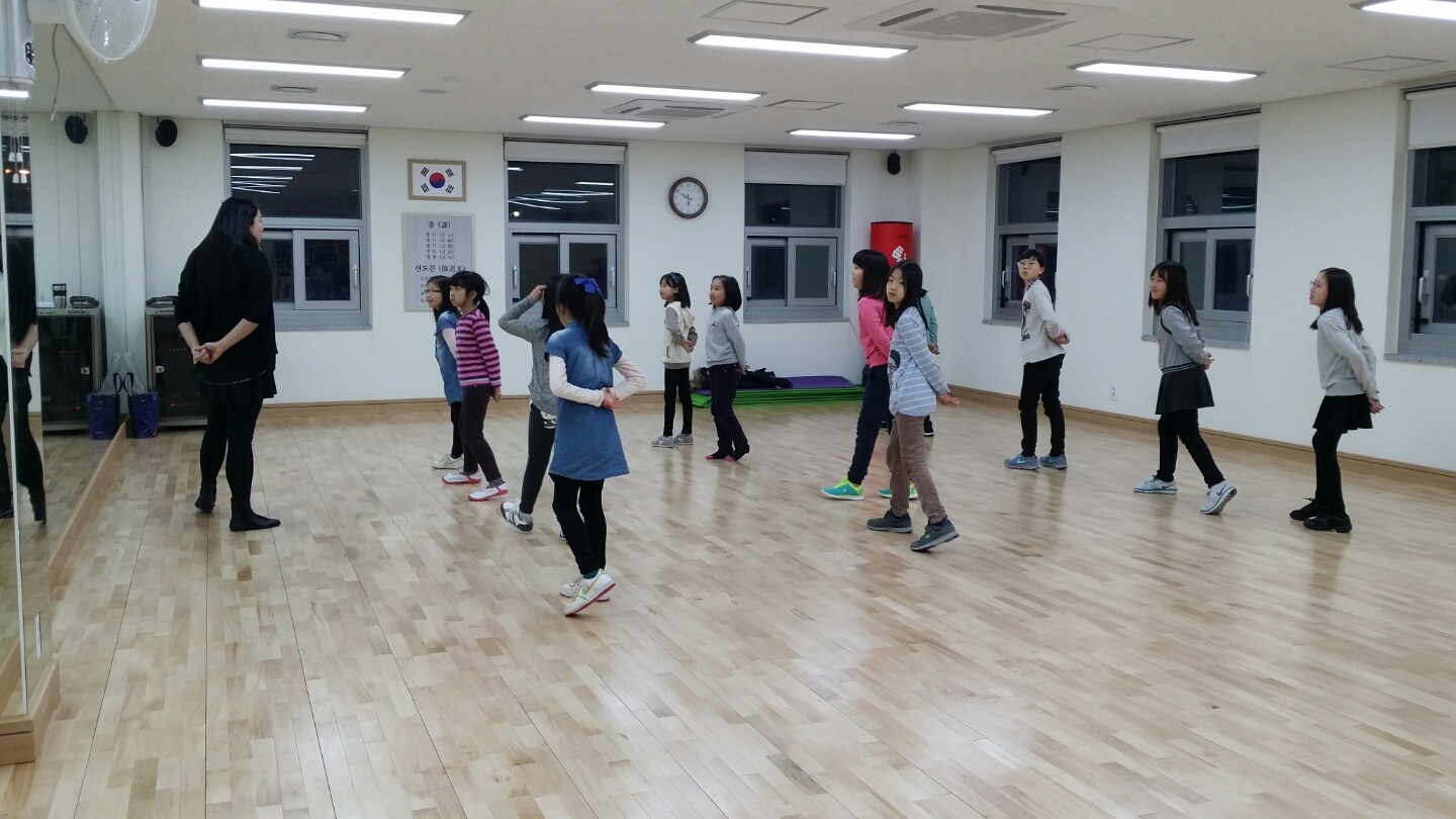 초등방송댄스 (3~6학년) 수업장면 사진