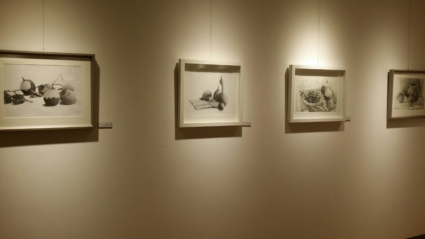 데생반 작품전시회(11.14.월~18.금) 강사 김호선 사진