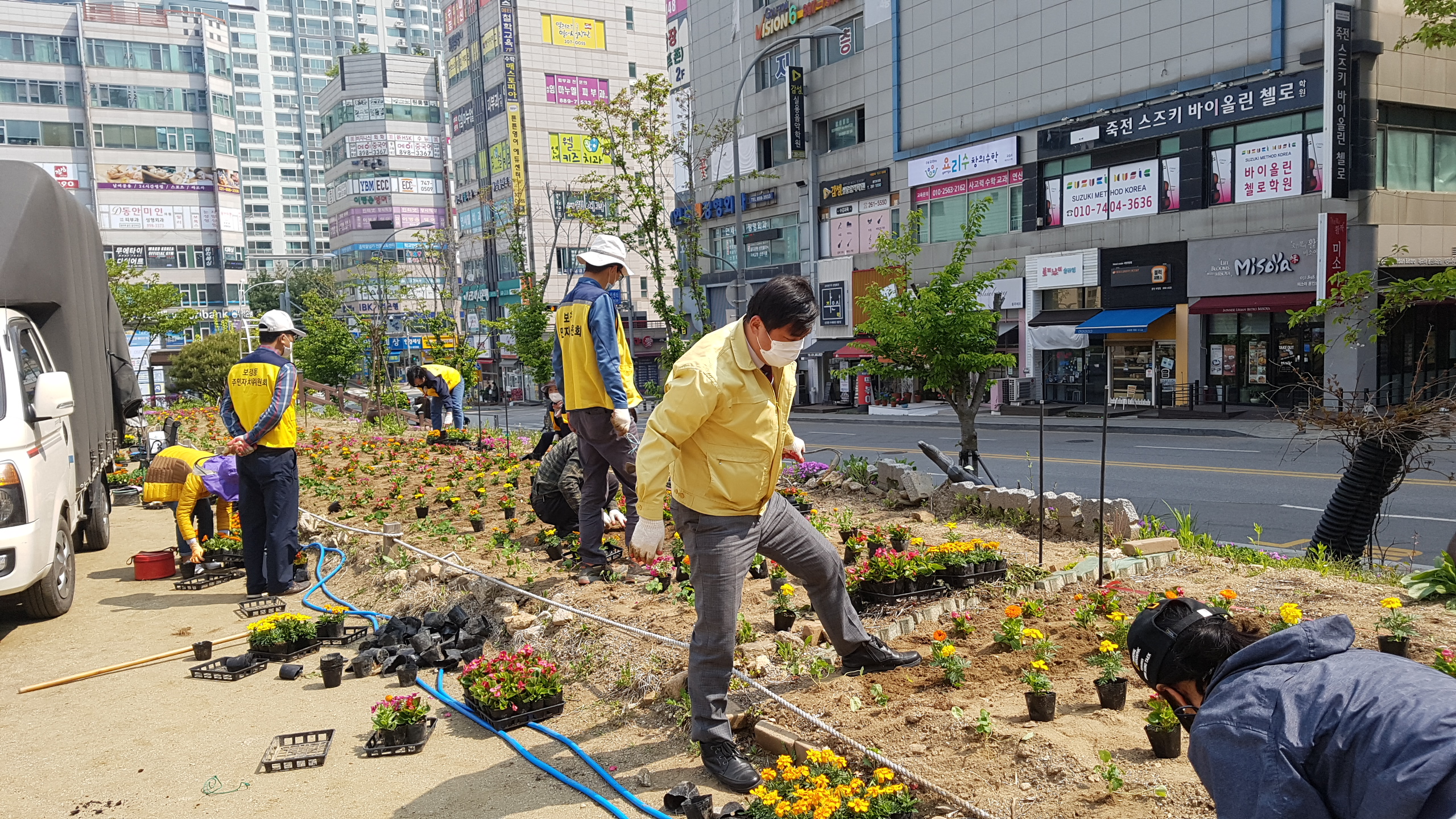 힐링정원 초화류 심기 사진