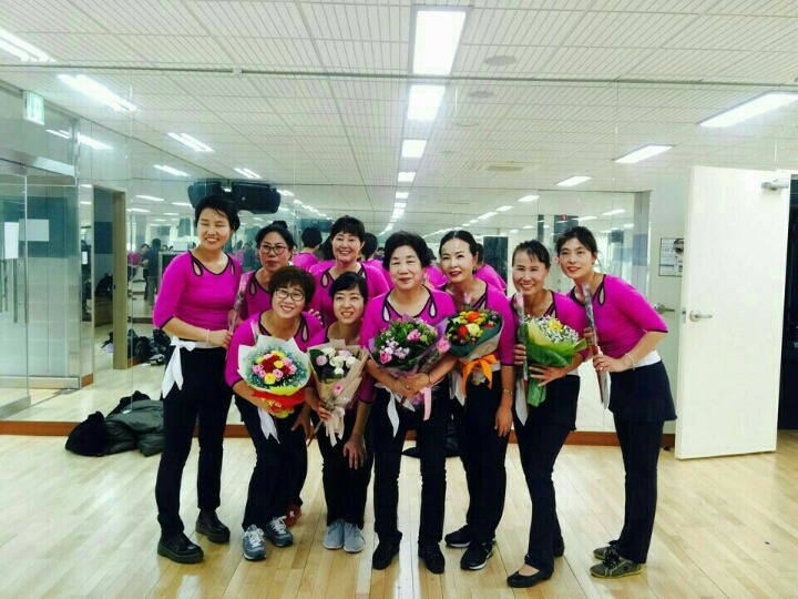 다시보는 신갈동 동민의날 사진 입니다 사진